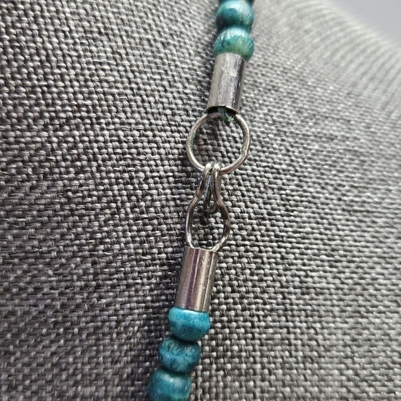 VINTAGE Carved Elephant Beaded Turquoise Large Pendant Fetish Necklace - Picture 9 of 10